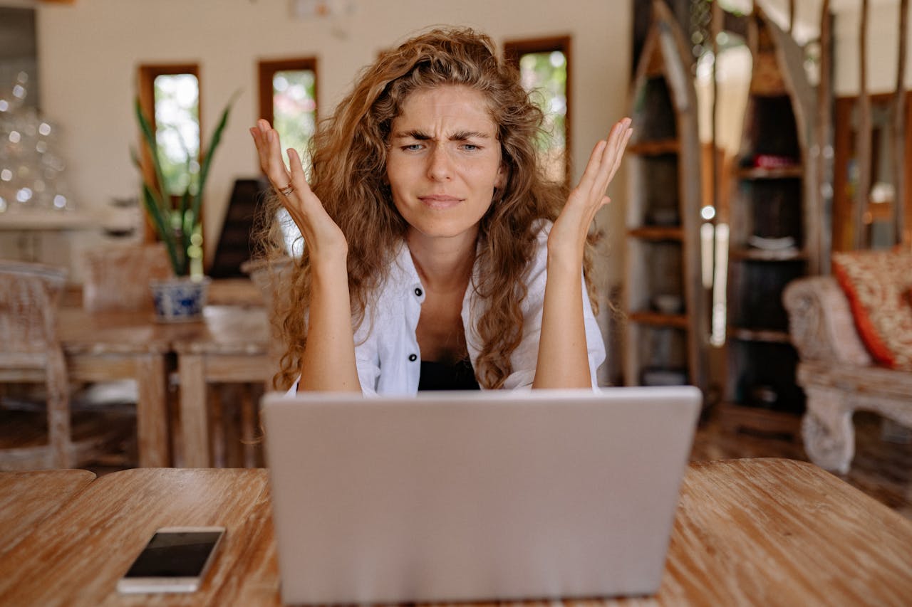 Ayuda a tus empleados a combatir el estrés laboral y el burnout a través de MindFit