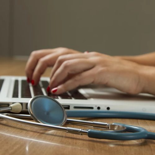 Tecnología avanzada: sistemas TMS en la programación eficiente de ambulancias