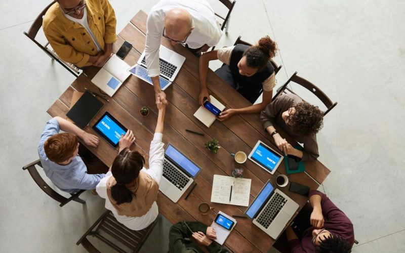 Adquisición de tierras y reasentamiento en  Colombia}: estrategias efectivas para empresas y comunidades
