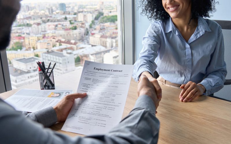 Contrato de trabajo indefinido en Panamá: beneficios y limitaciones