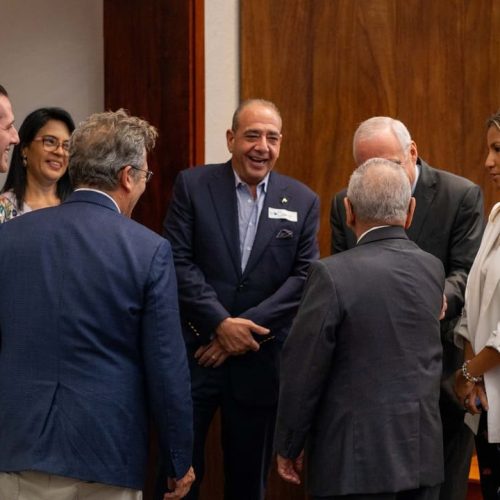 Ficohsa lidera junto a INCAE el cambio en la educación empresarial