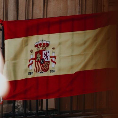 Dónde encontrar noticias confiables en webs de España