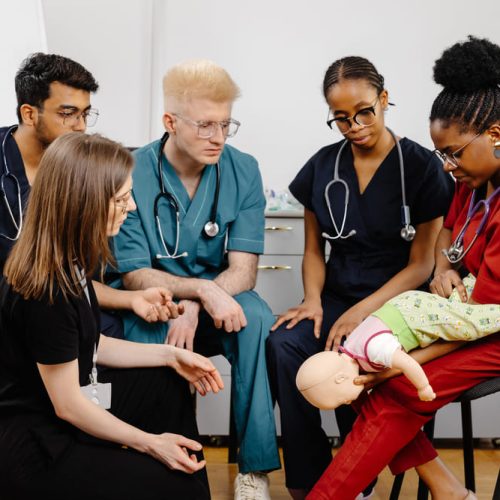 Estudiar Medicina y Cirugía en David, Panamá con enfoque humano